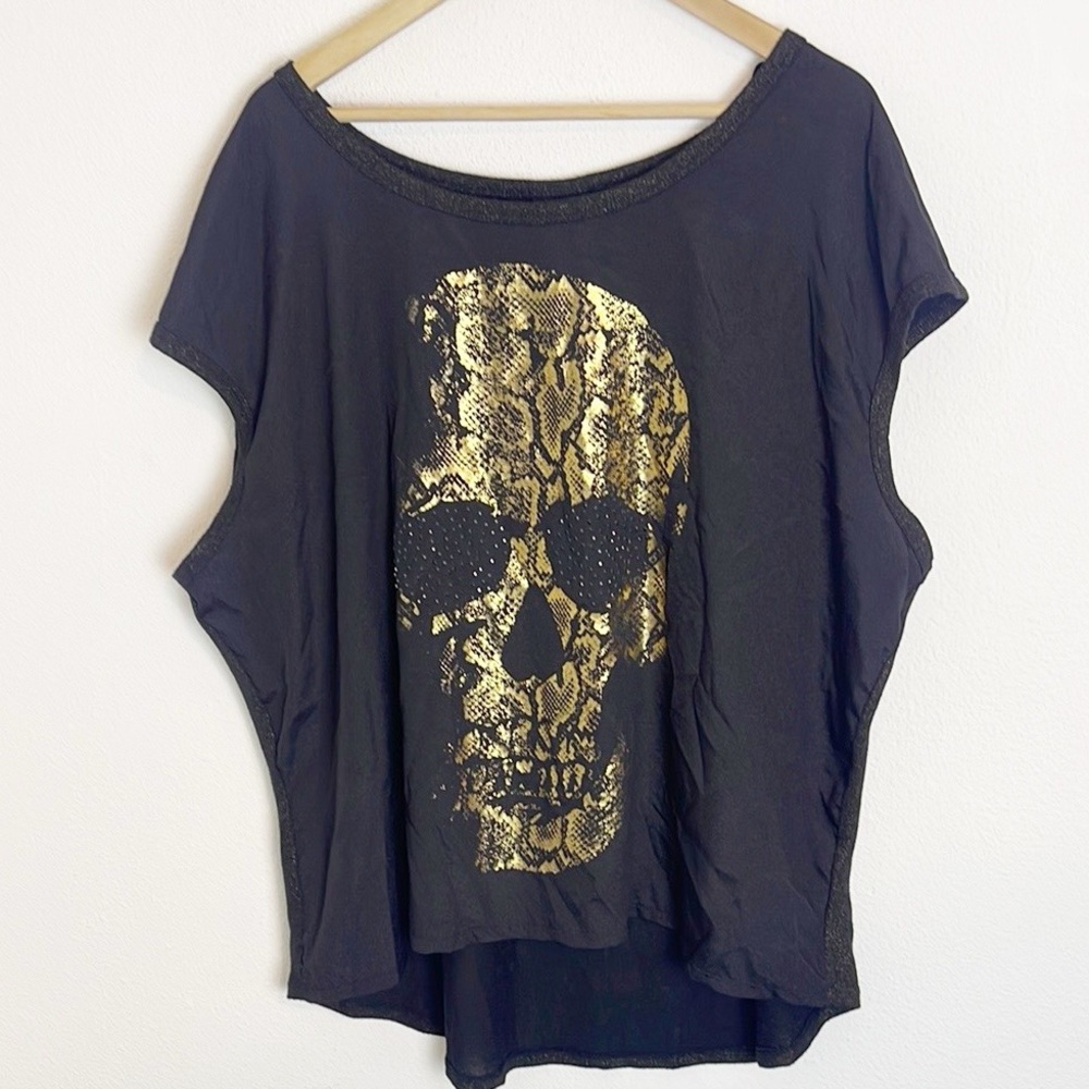 Torrid gold skull blouse 3